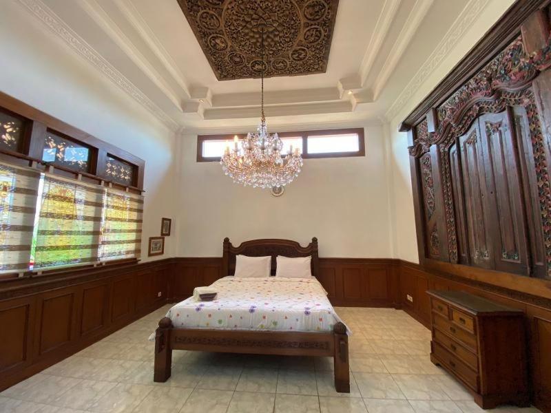 Rumah Pesik Art Heritage Gondowulung ภายนอก รูปภาพ