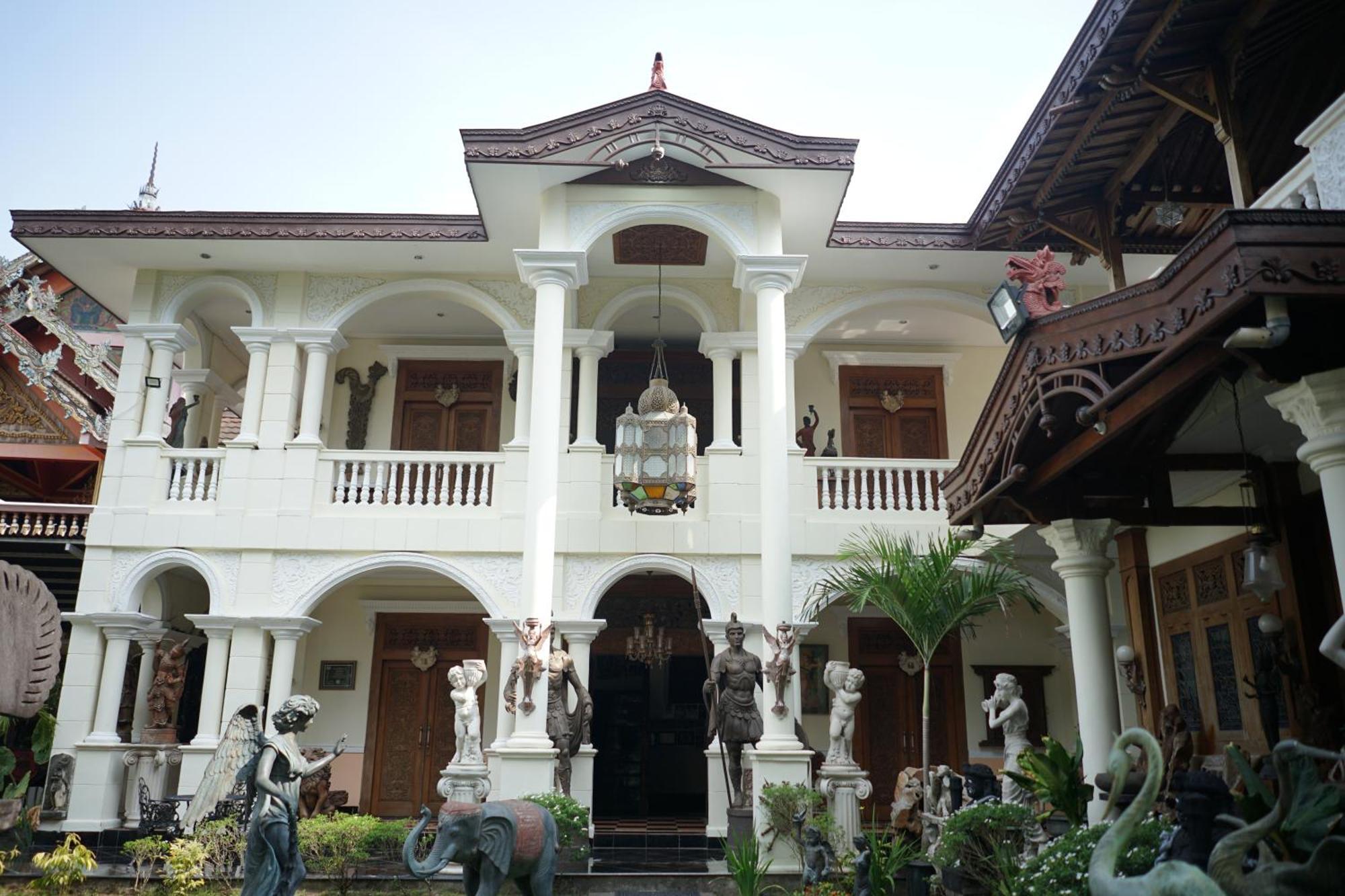 Rumah Pesik Art Heritage Gondowulung ภายนอก รูปภาพ